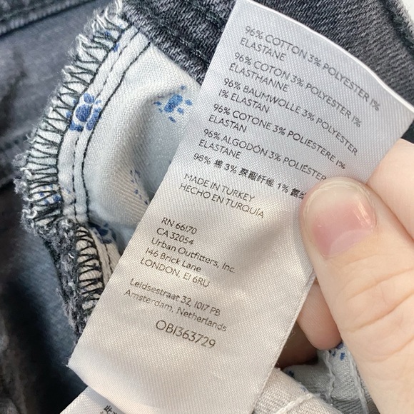 Anthro Pilcro Slim Boyfriend Distressed Black Jeans - Picture 14 of 15